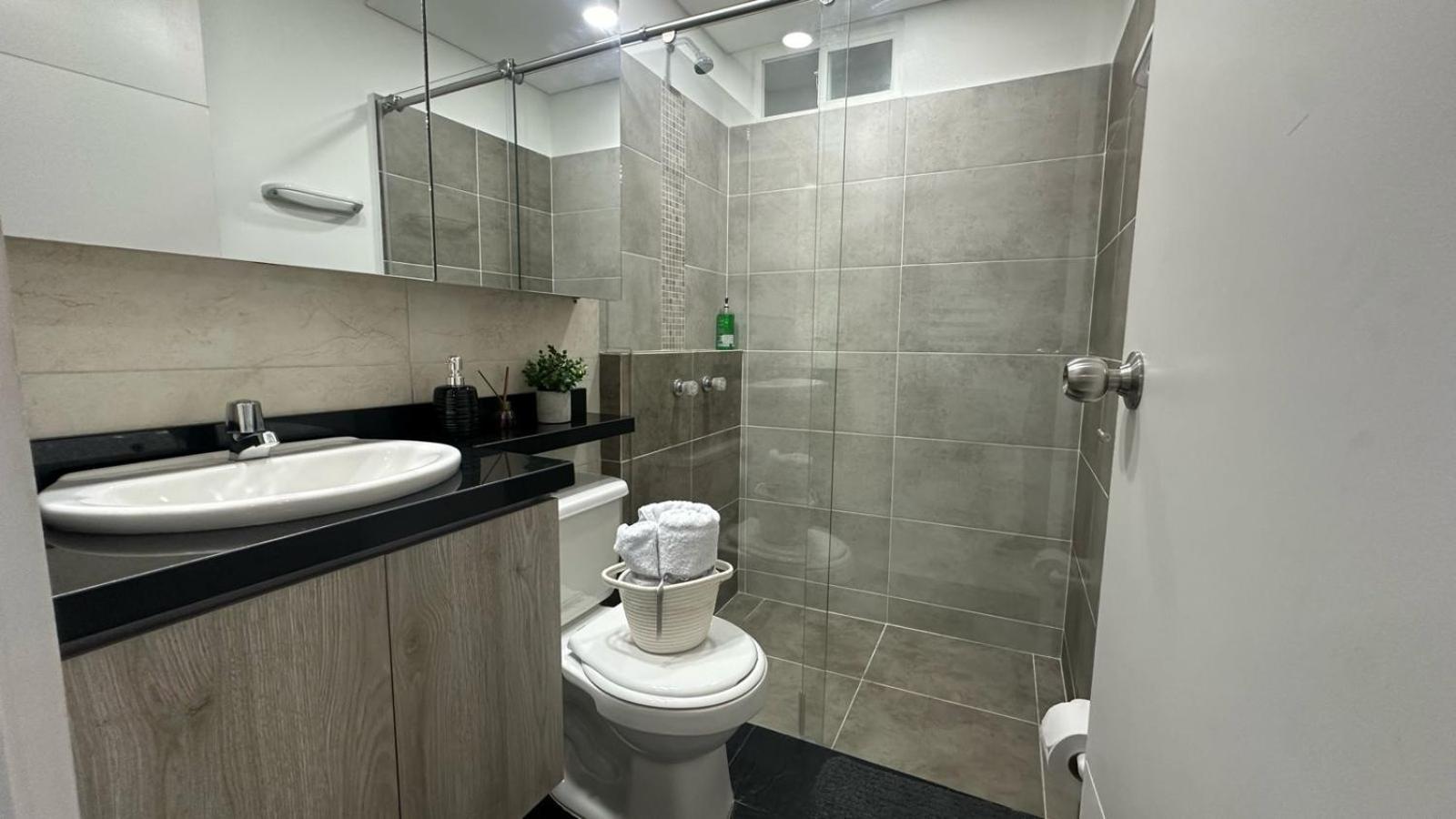 Apartment Acogedor Y Completo, Apto Cerca De Jardin Plaza, Con Piscina, Parqueadero Y Aire Acondicionado